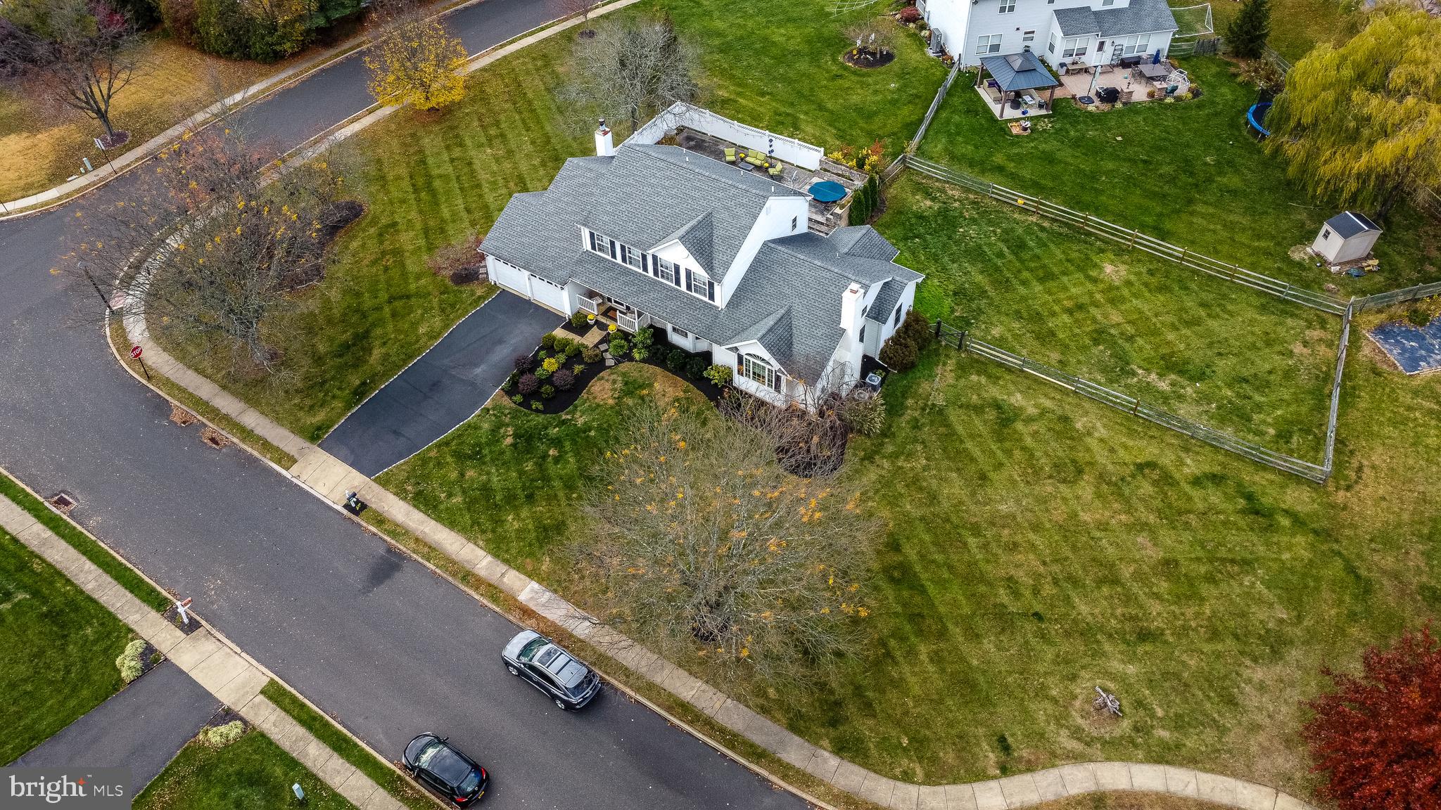 HIDDEN POND - Residential
