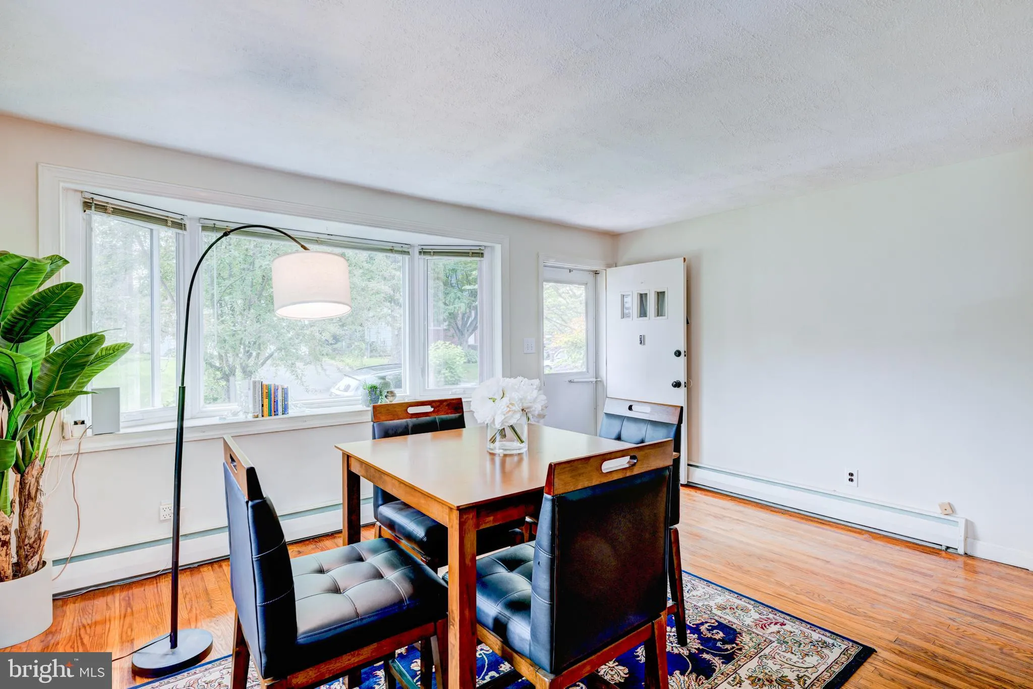 Willow Grove, Pennsylvania 19090, United States, 5 Bedrooms Bedrooms, ,2 BathroomsBathrooms,Residential,Contingent,139221