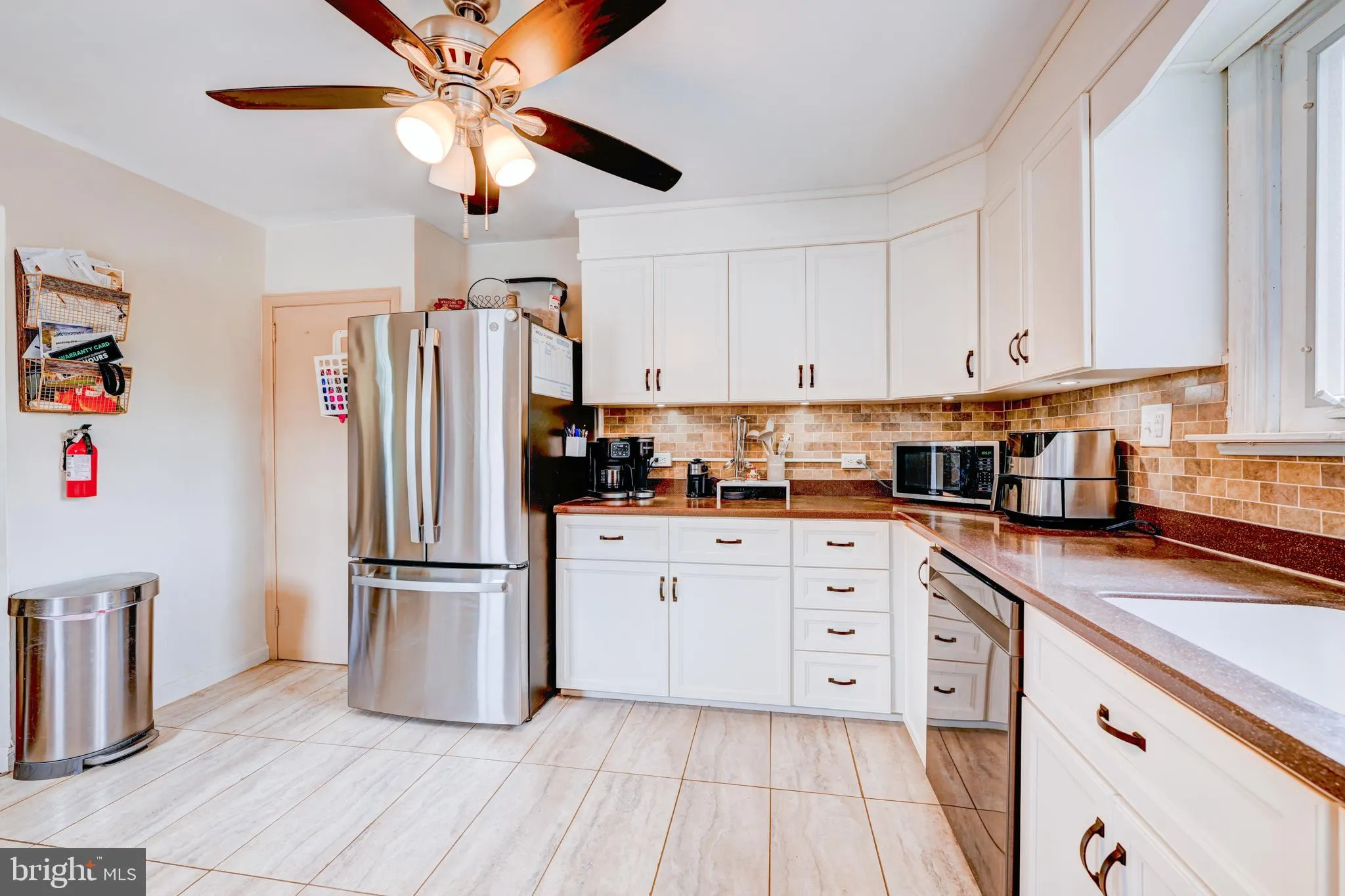 Willow Grove, Pennsylvania 19090, United States, 5 Bedrooms Bedrooms, ,2 BathroomsBathrooms,Residential,Contingent,139221