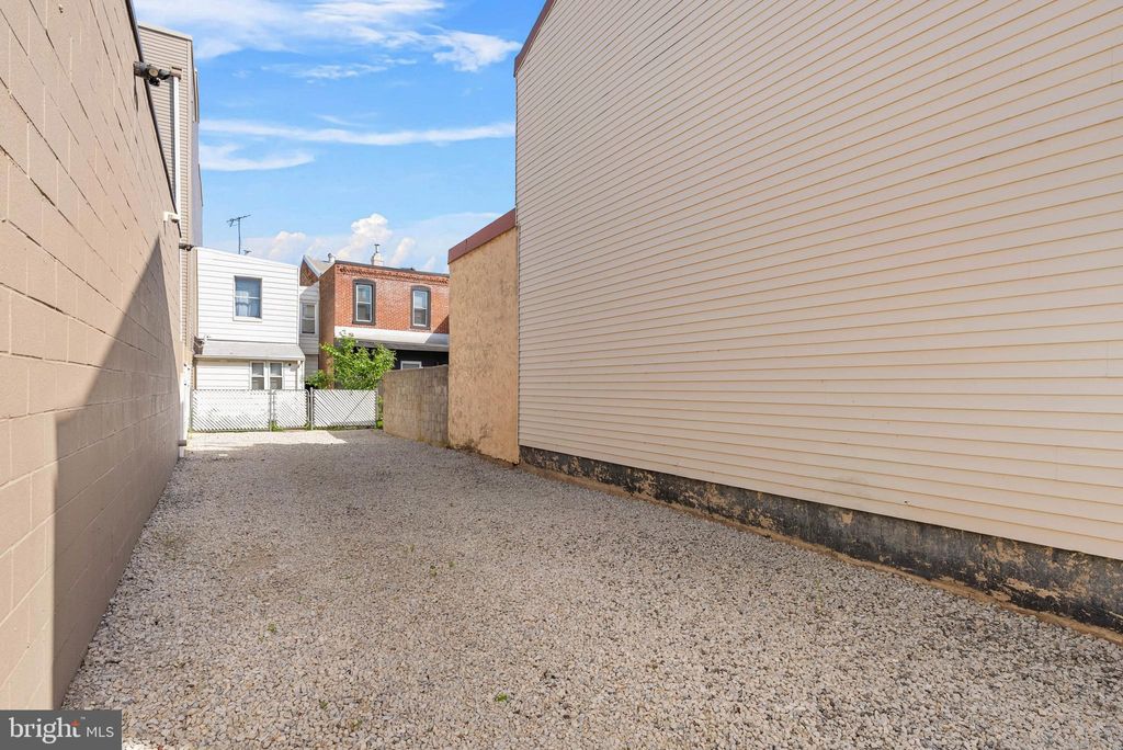 Photo of 2666 Mercer Street, PHILADELPHIA, PA 19125 (MLS # PAPH2488646)