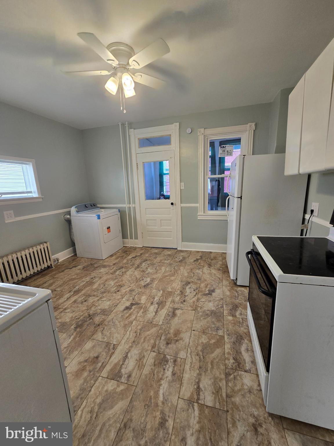 412 CARBON STREET