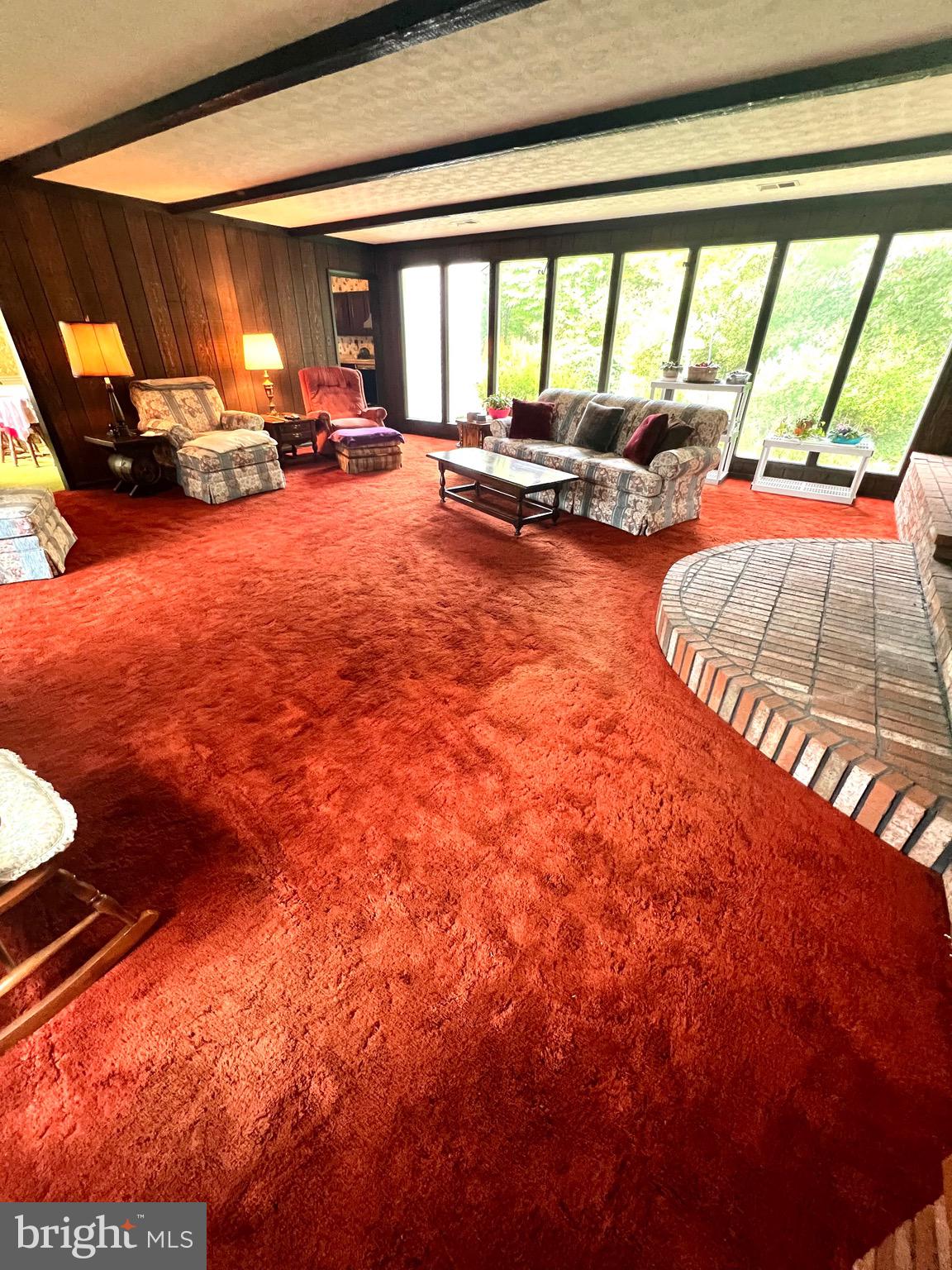 KNOLLAND - Residential