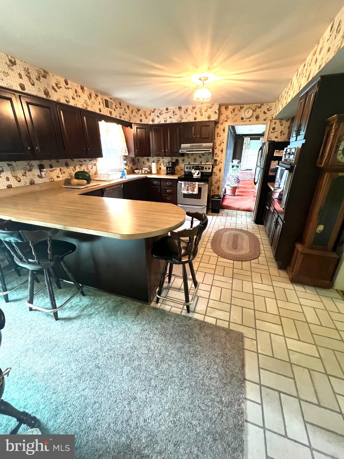 KNOLLAND - Residential