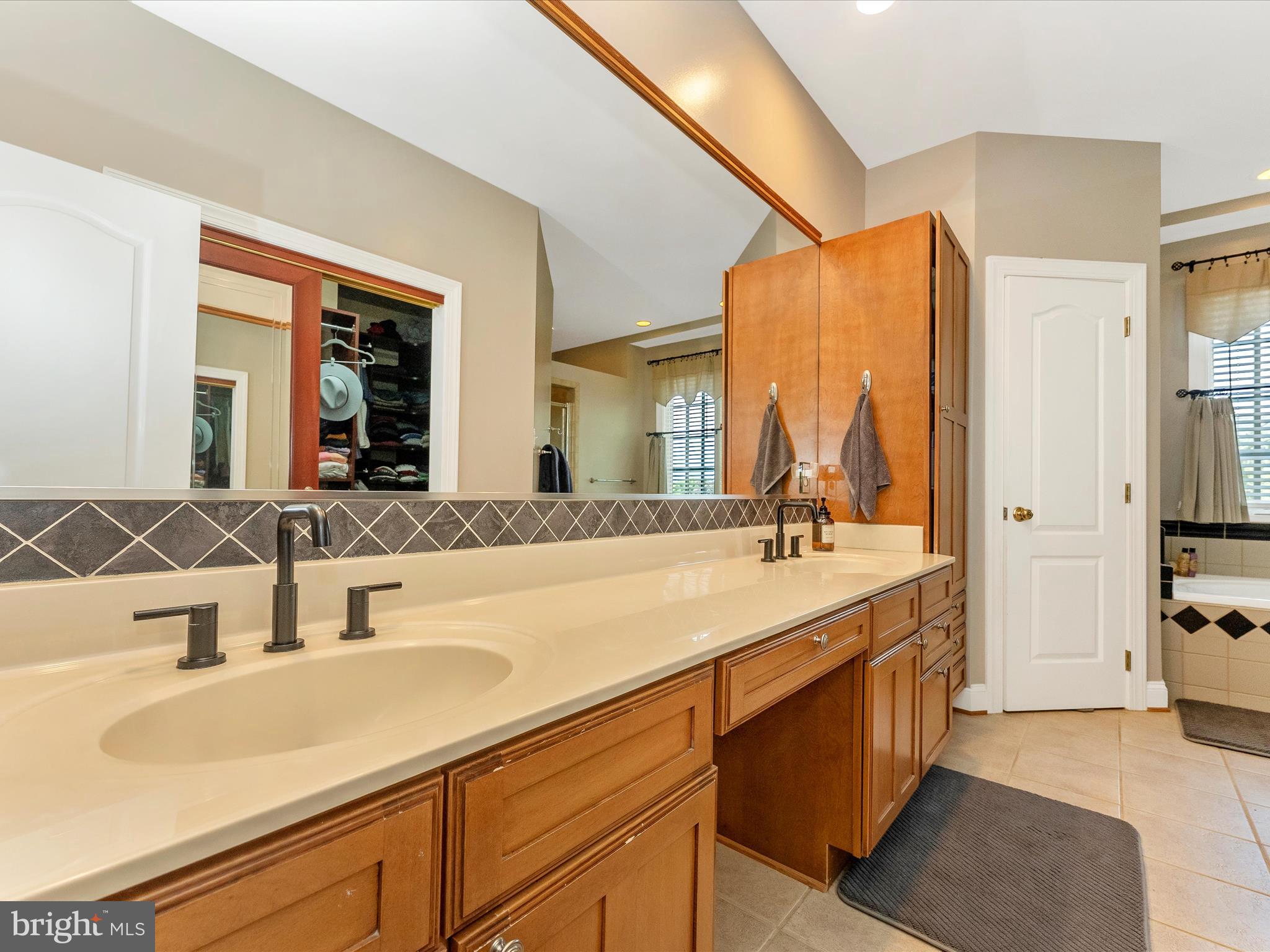 WESTWINDS - Residential