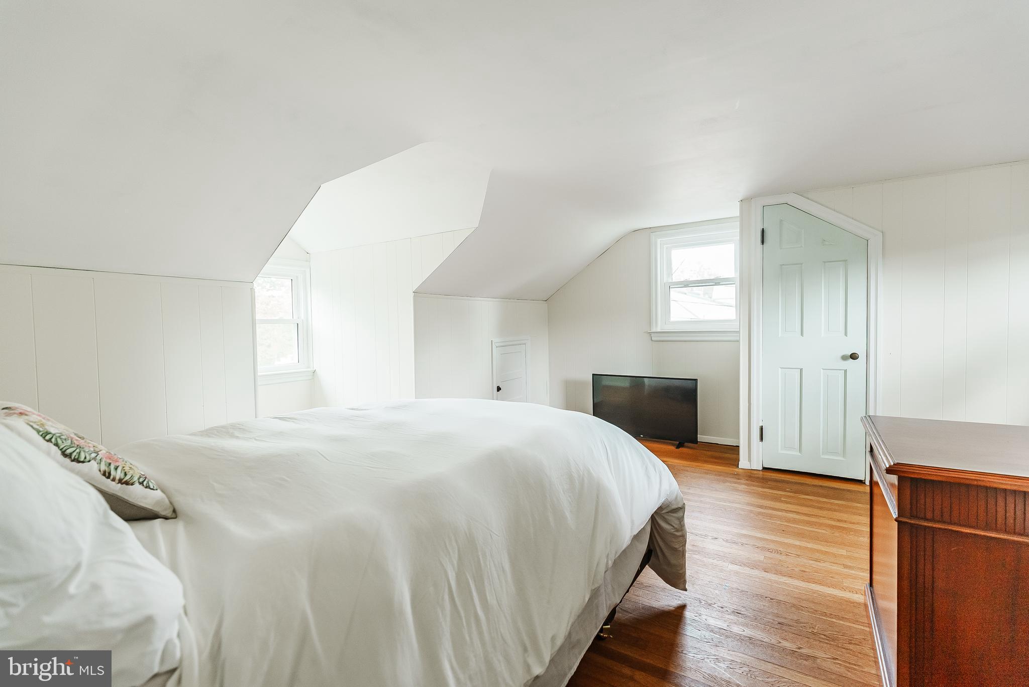 LANGHORNE CREST - Residential