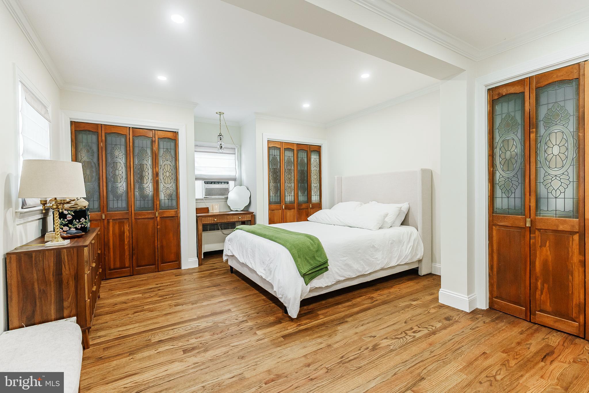 LANGHORNE CREST - Residential