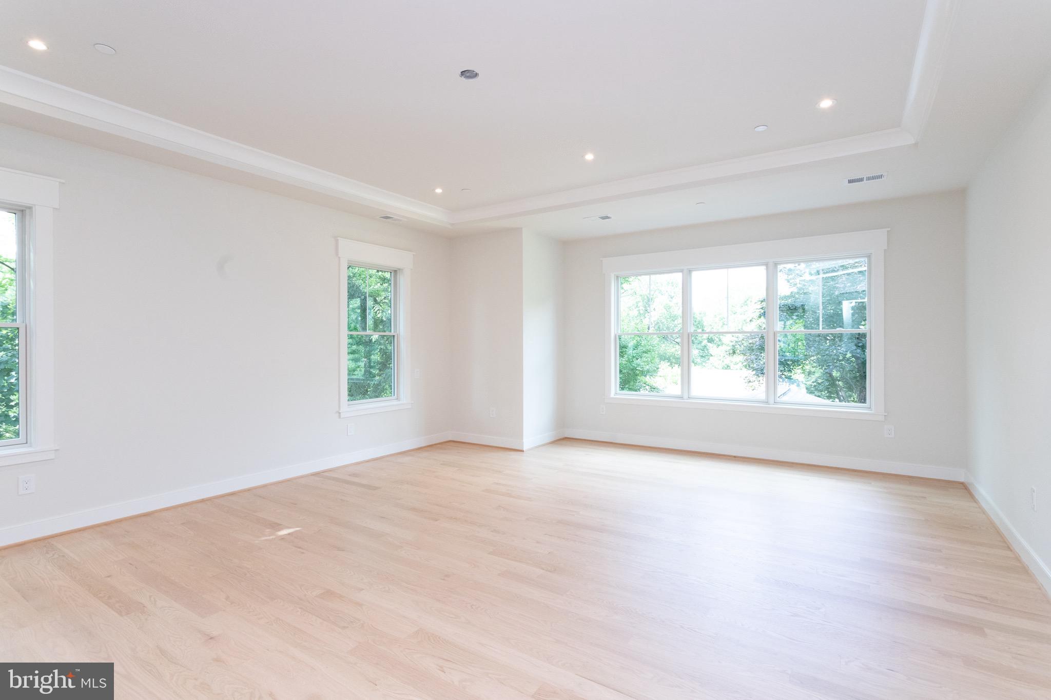 SPRINGFIELD - Residential