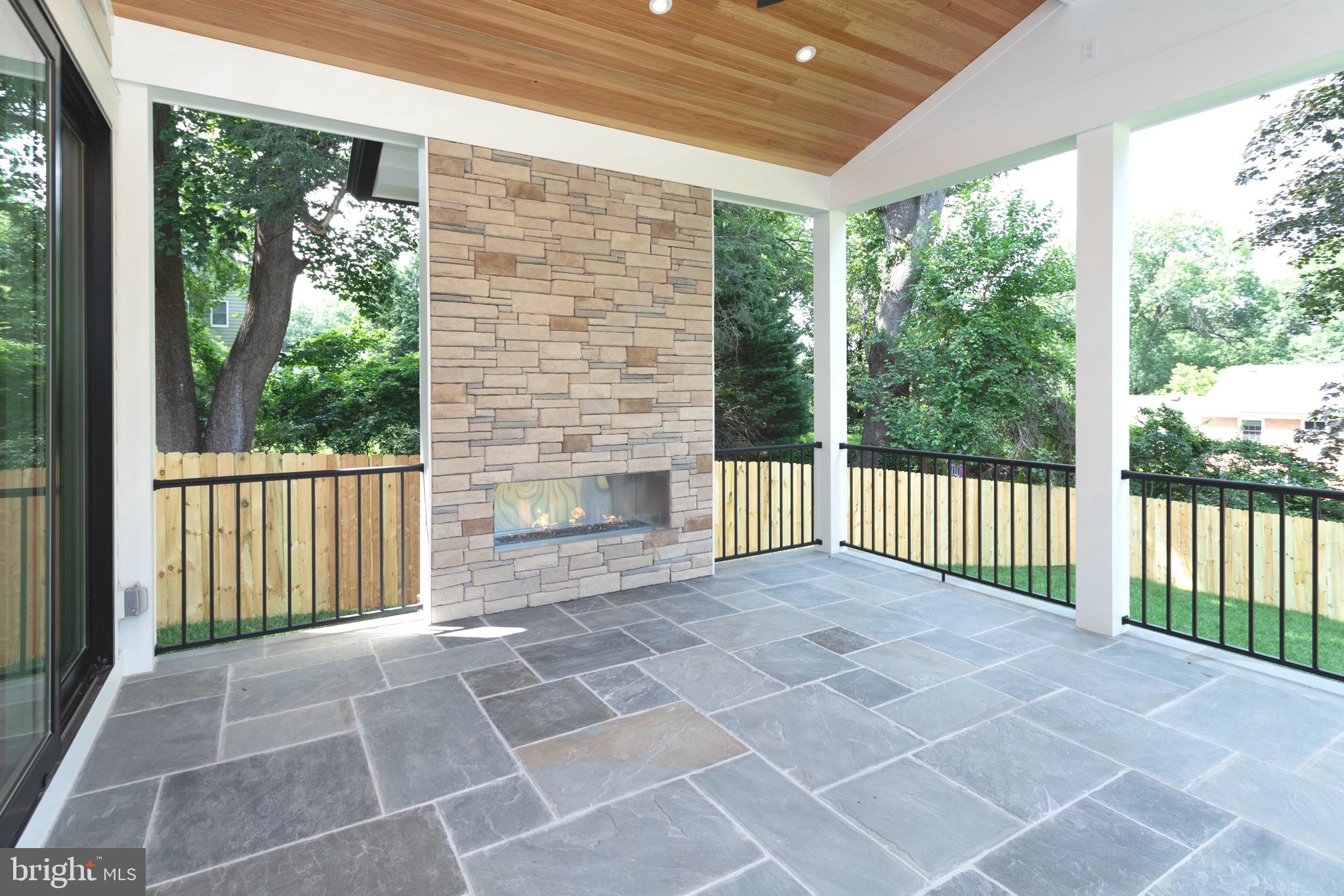 SPRINGFIELD - Residential