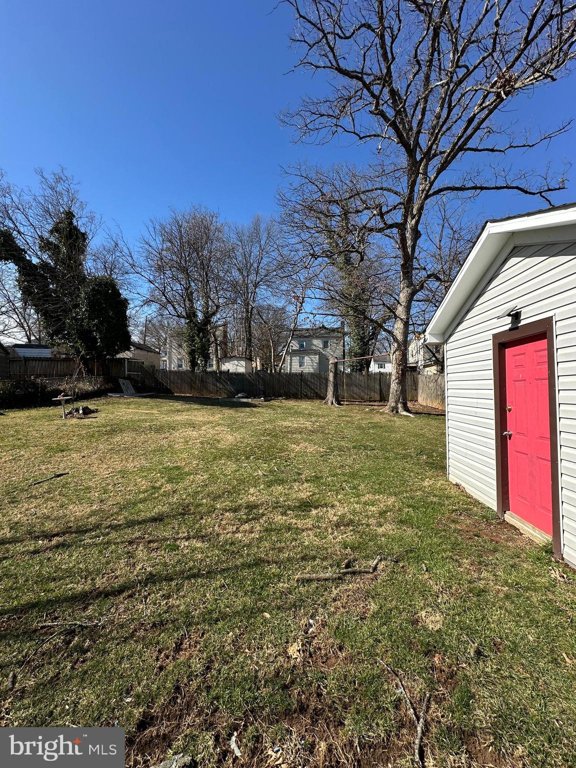 LANDOVER HILLS - Residential