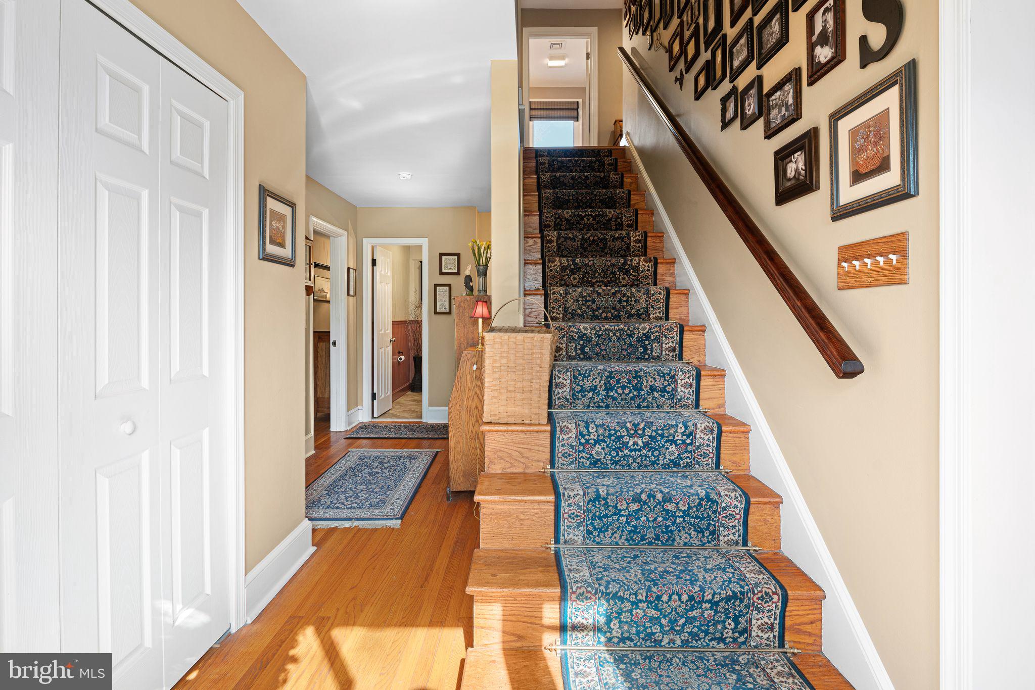 MEADOWBROOK - Residential