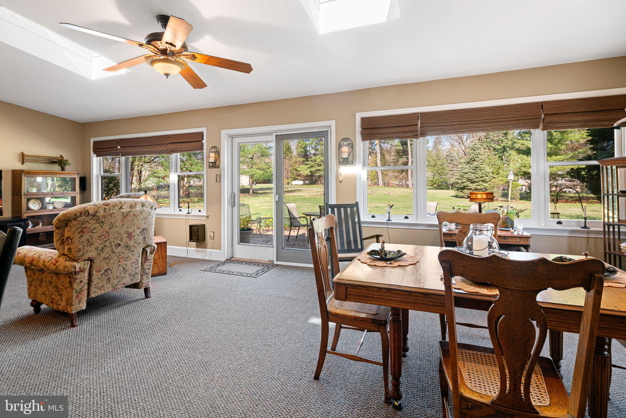 MEADOWBROOK - Residential