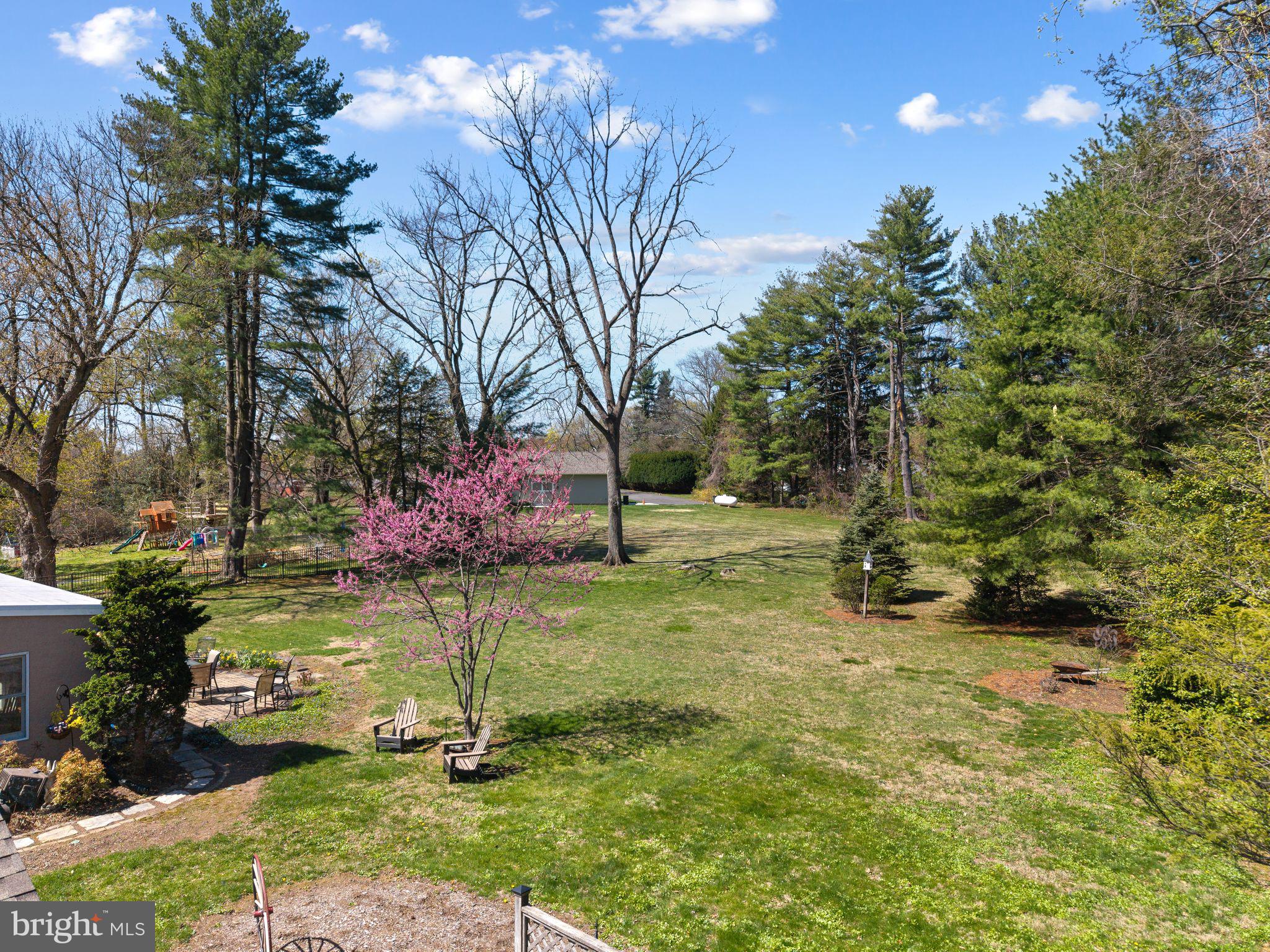 MEADOWBROOK - Residential