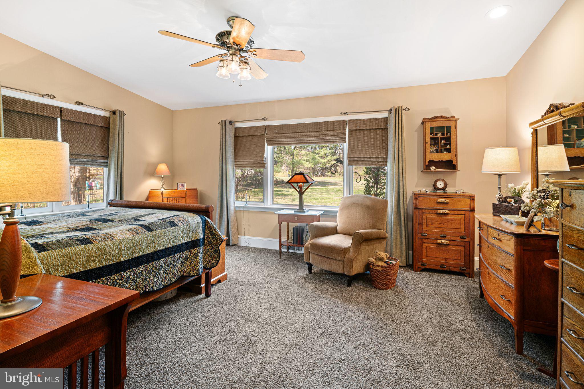 MEADOWBROOK - Residential