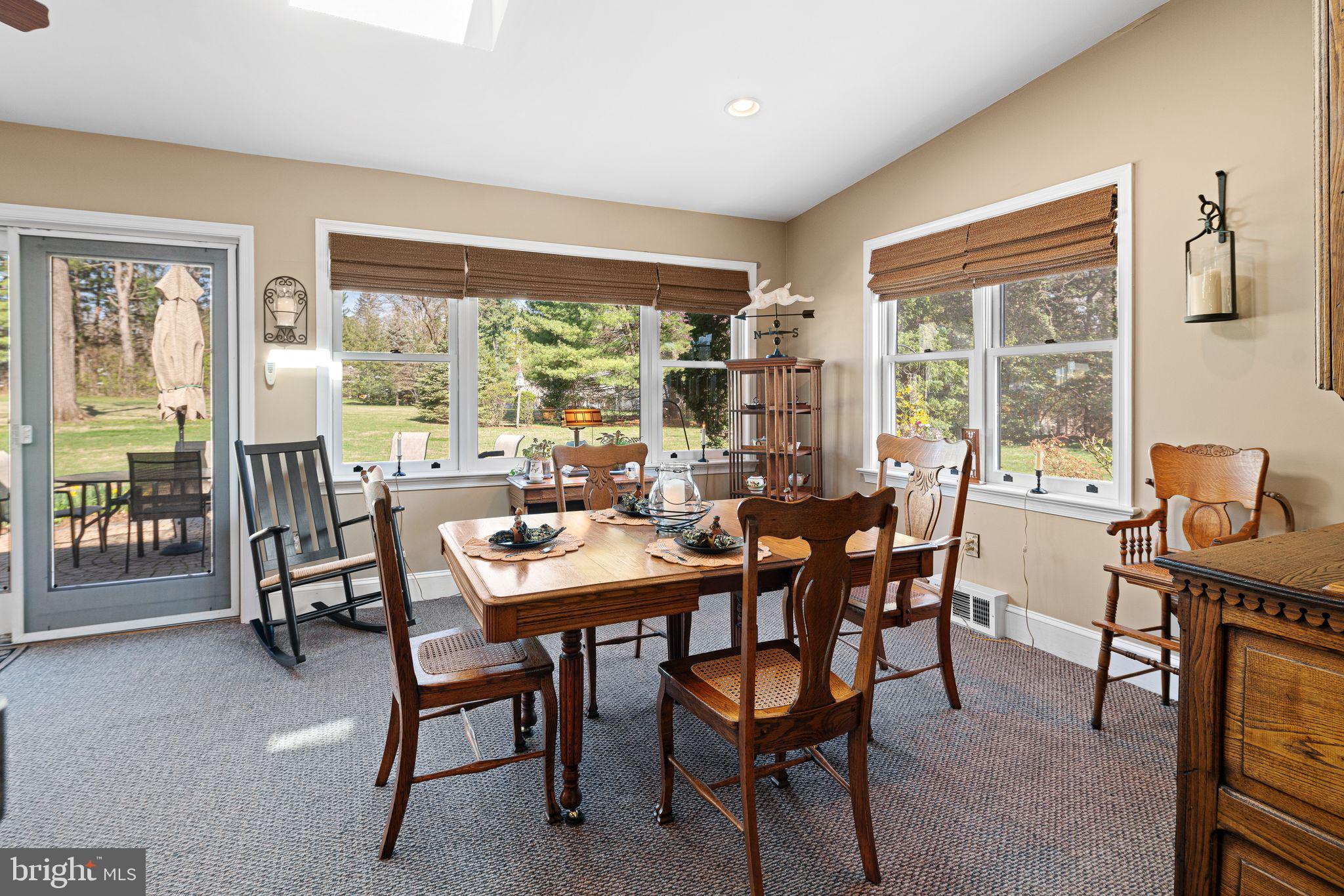 MEADOWBROOK - Residential