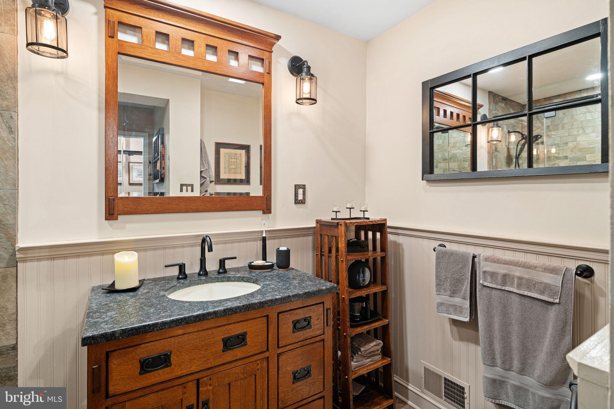 MEADOWBROOK - Residential