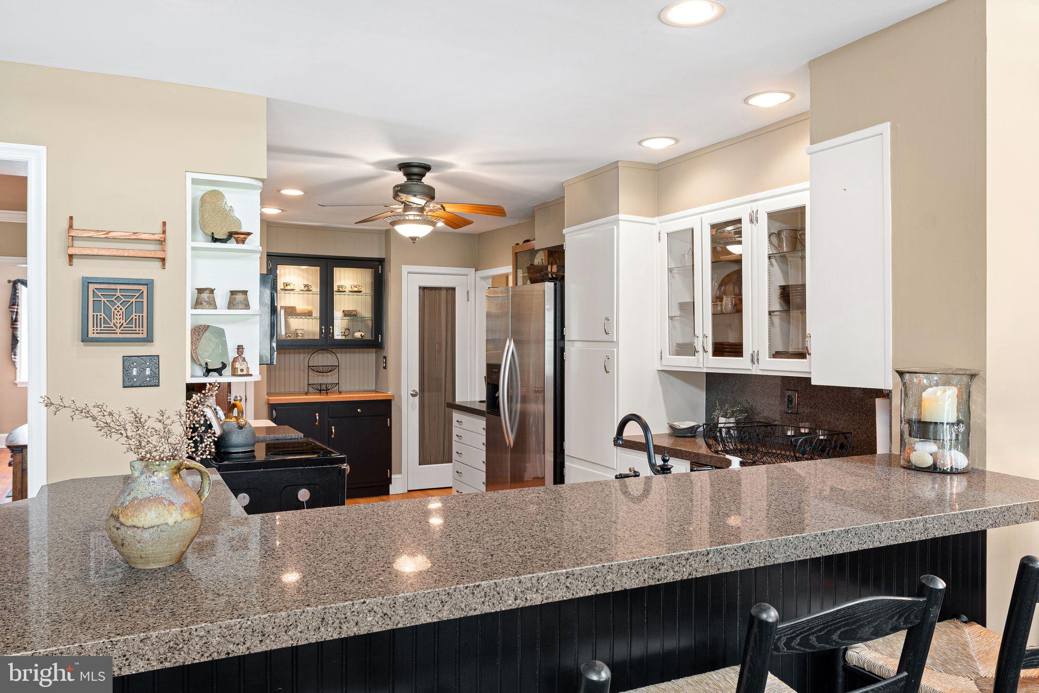 MEADOWBROOK - Residential