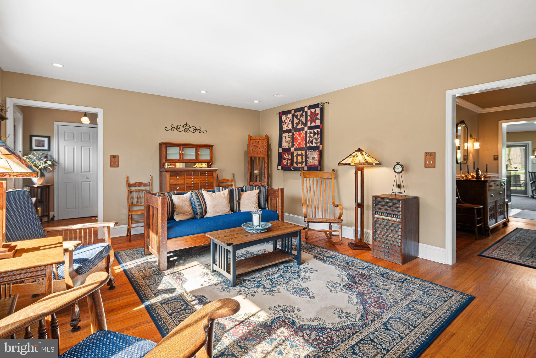 MEADOWBROOK - Residential