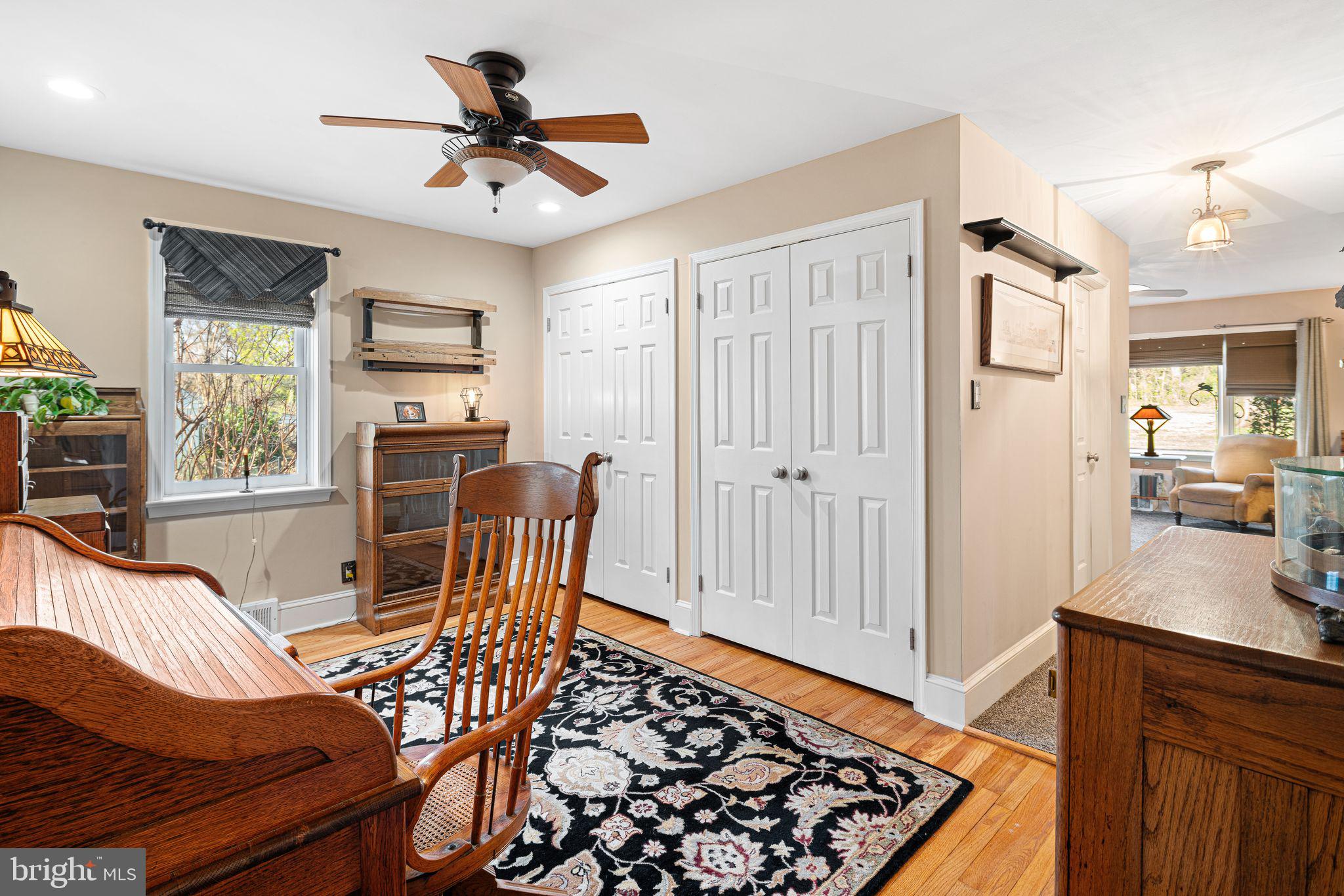 MEADOWBROOK - Residential