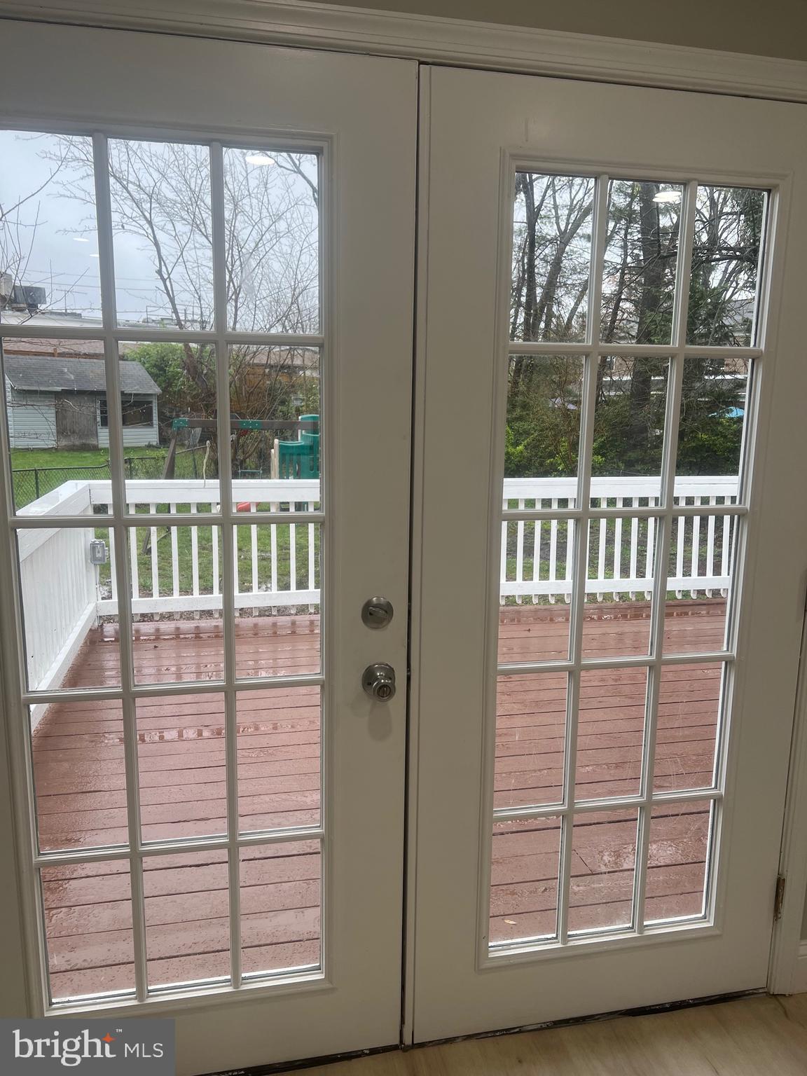 LAKECREST - Residential