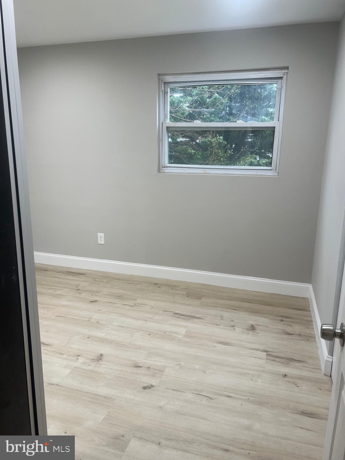 LAKECREST - Residential
