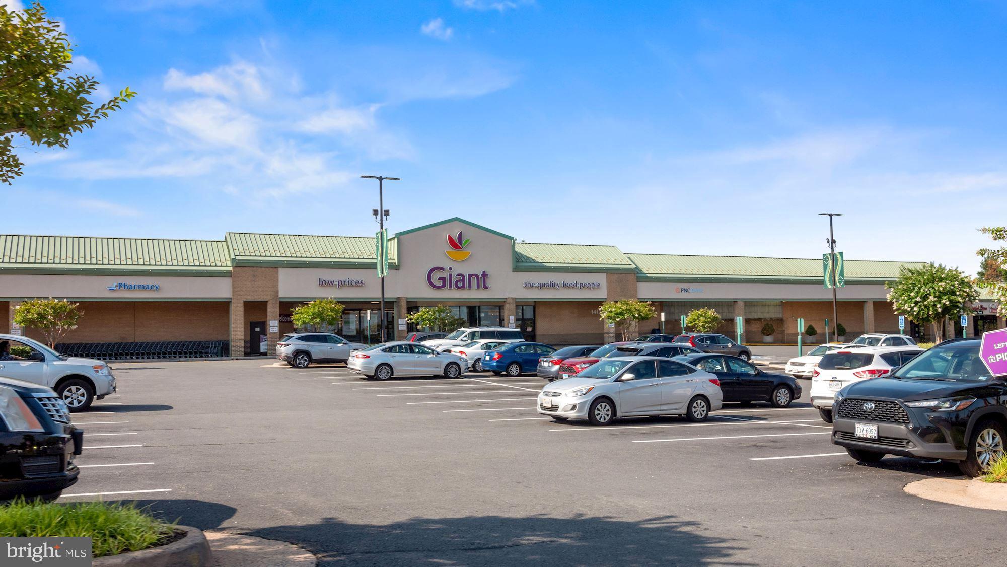 CENTRE RIDGE LAND BAY - Residential Lease