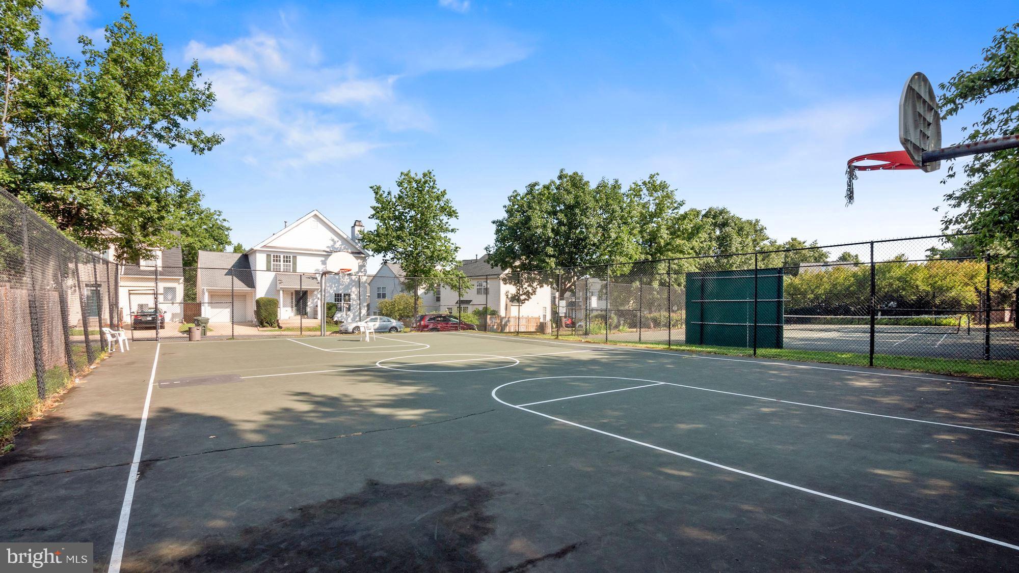 CENTRE RIDGE LAND BAY - Residential Lease