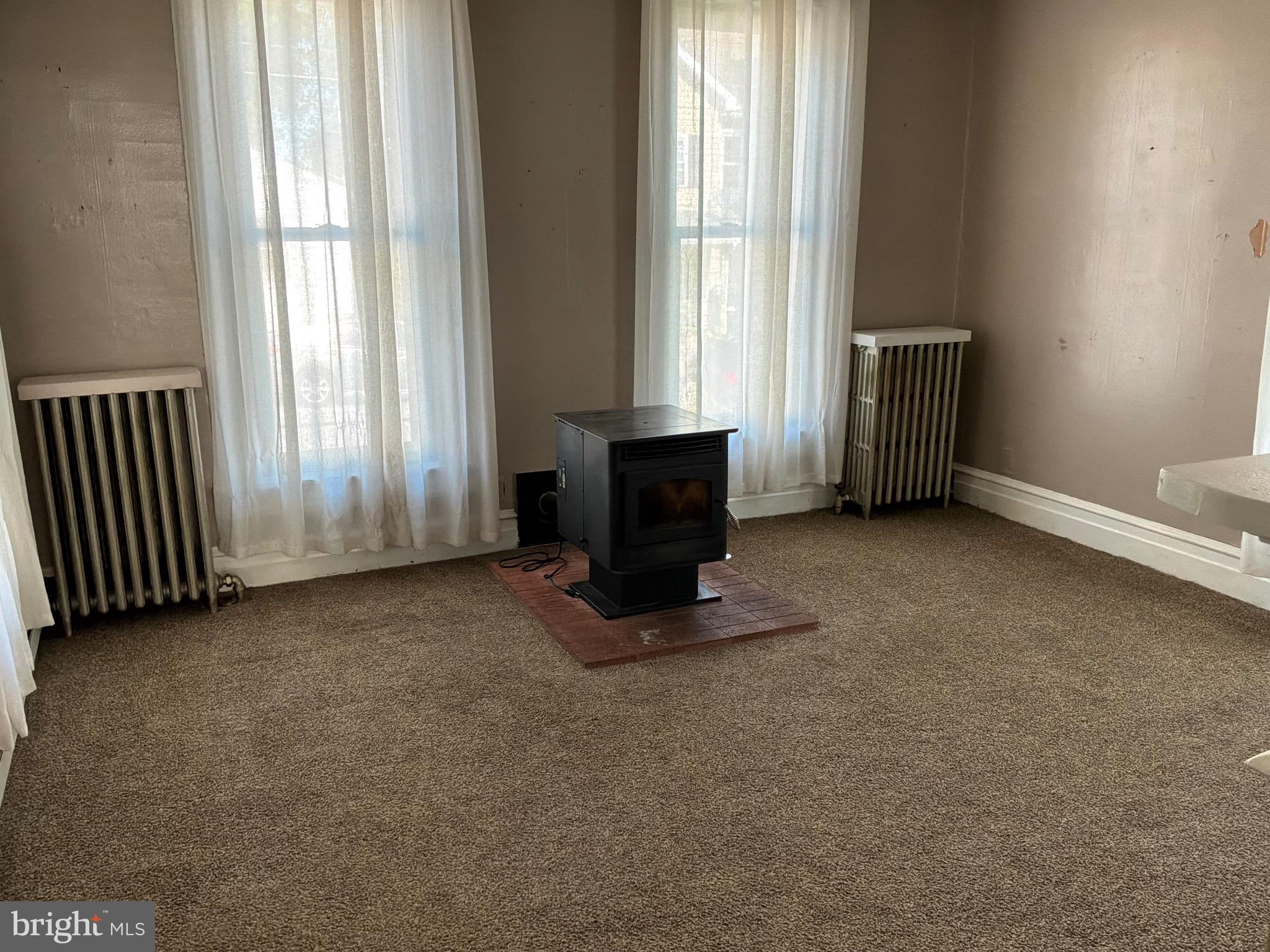 DOWNTOWN WAYNESBORO - Residential