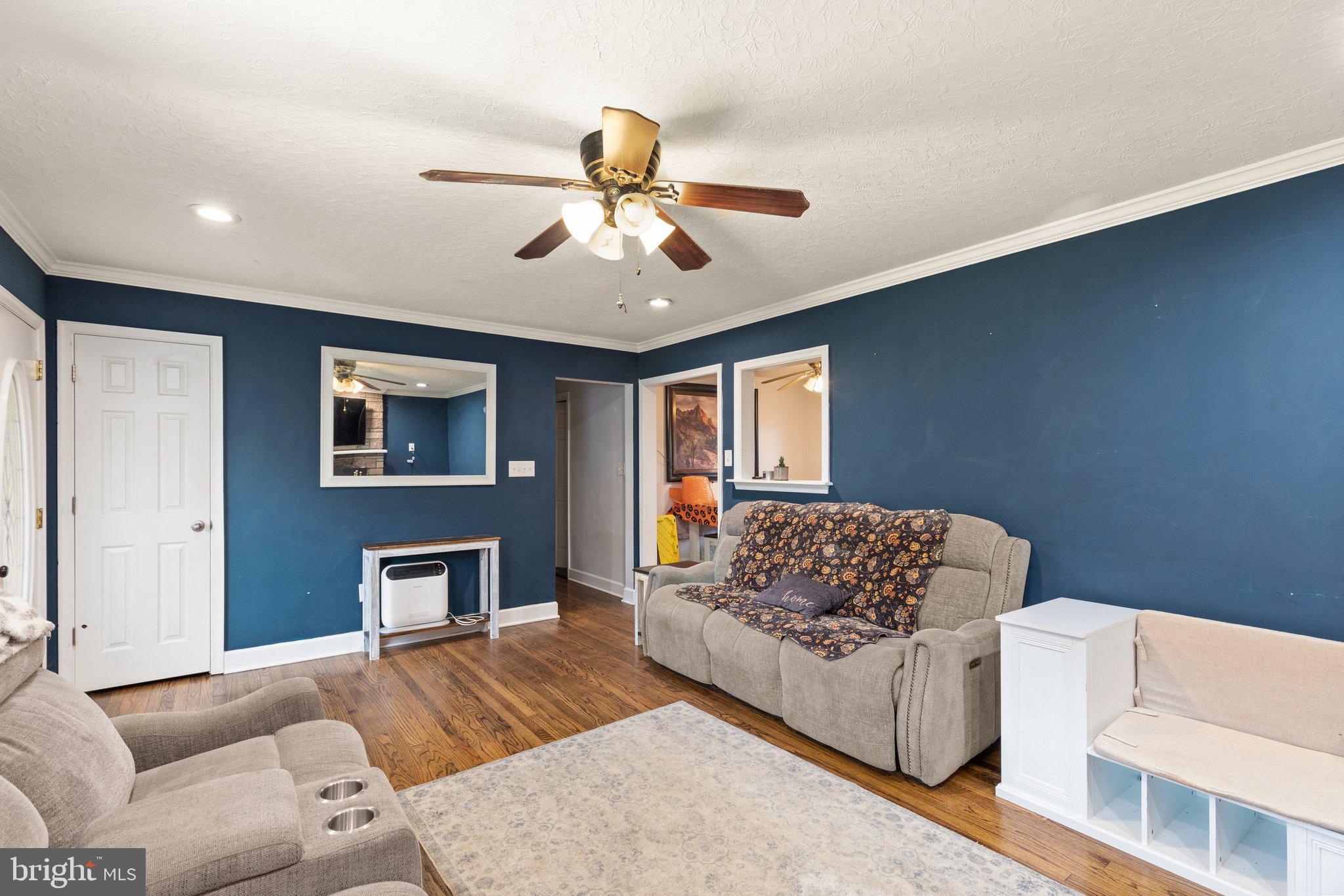 ROBIN HOOD MANOR - Residential