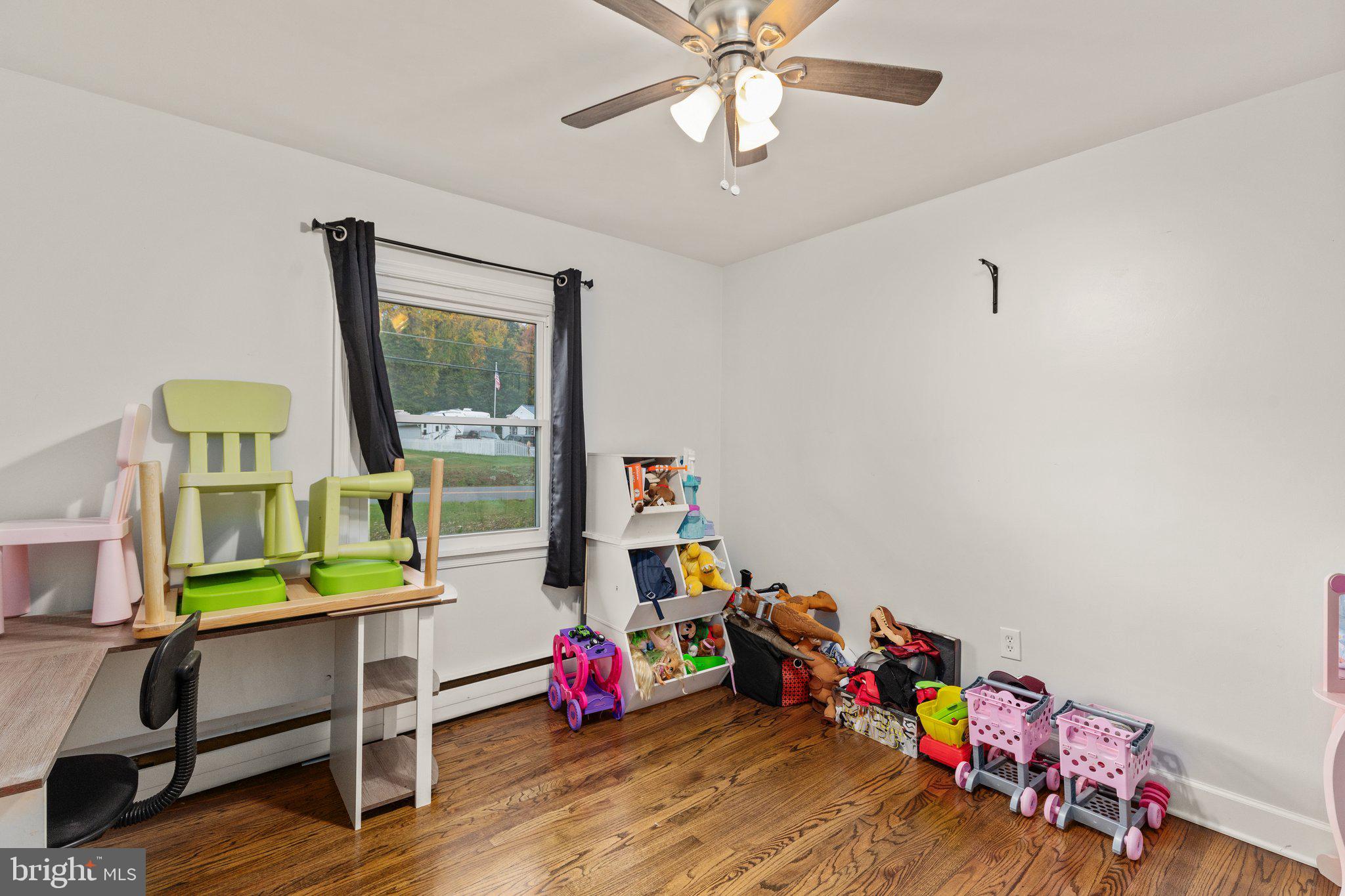 ROBIN HOOD MANOR - Residential