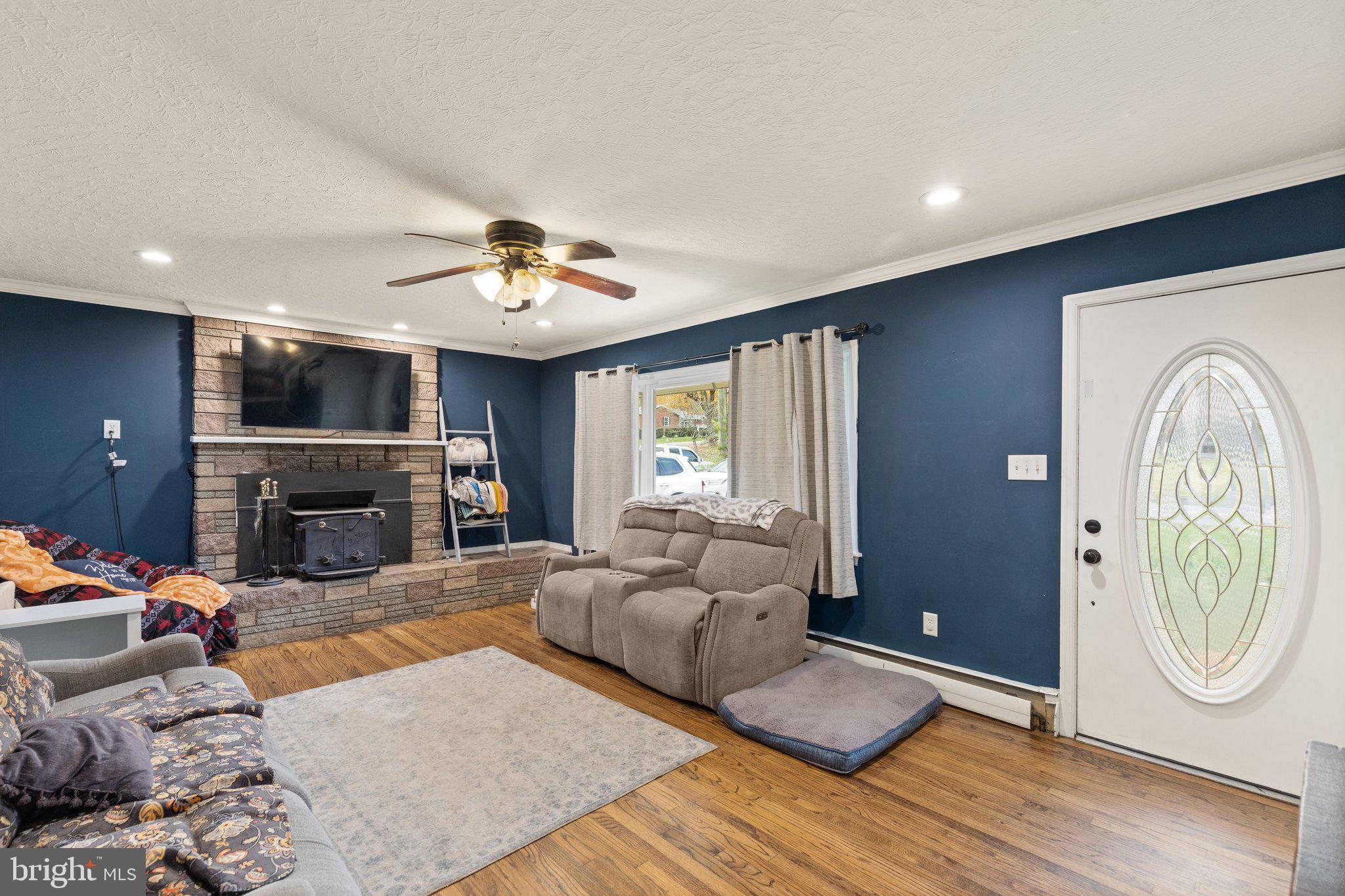 ROBIN HOOD MANOR - Residential