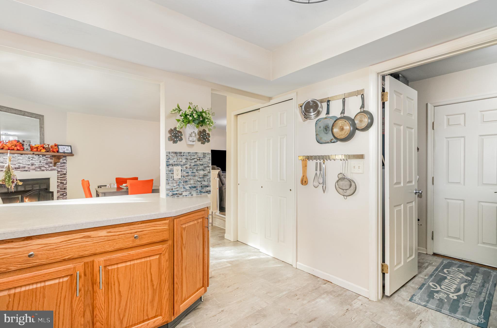 FOX KNOLL - Residential