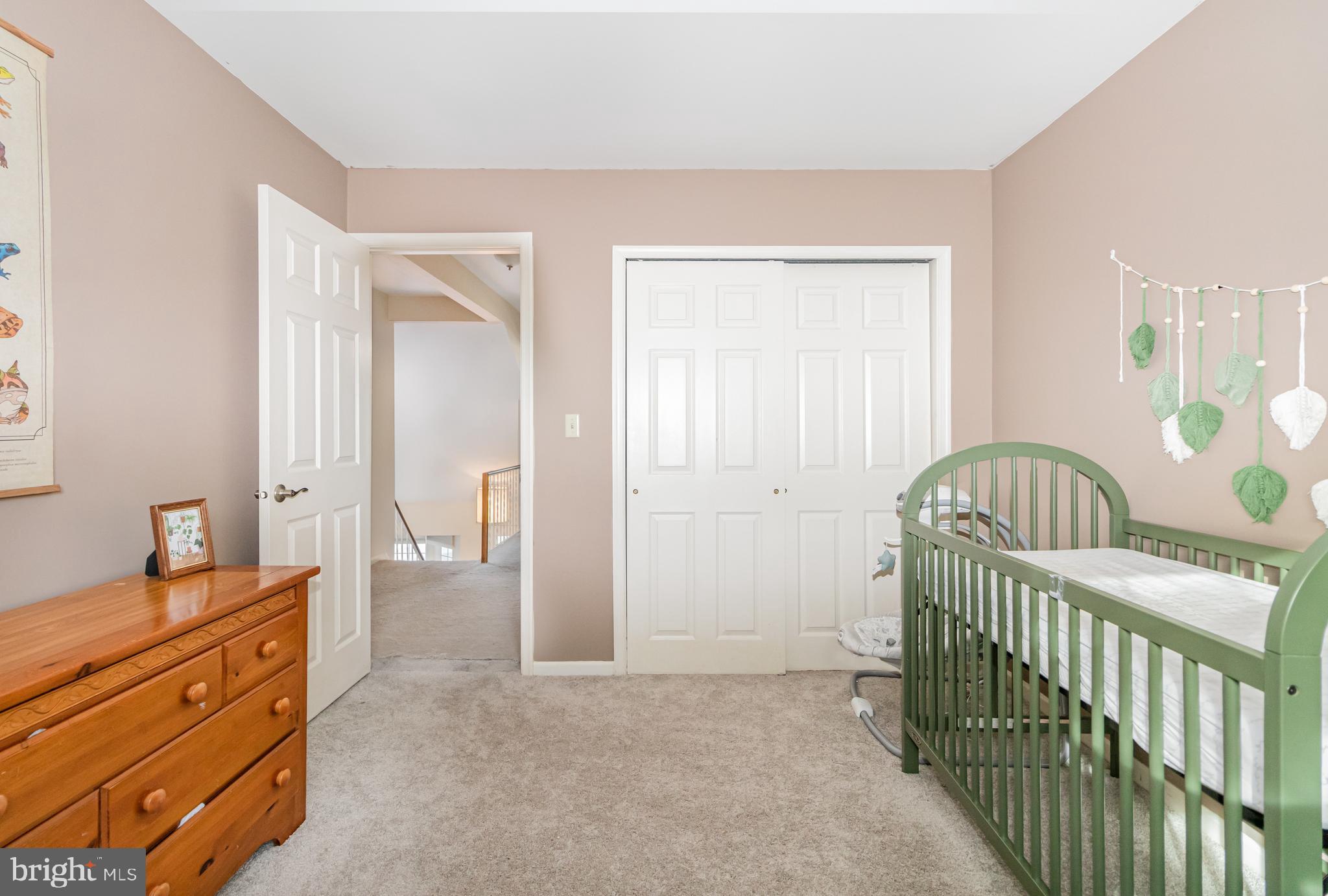 FOX KNOLL - Residential