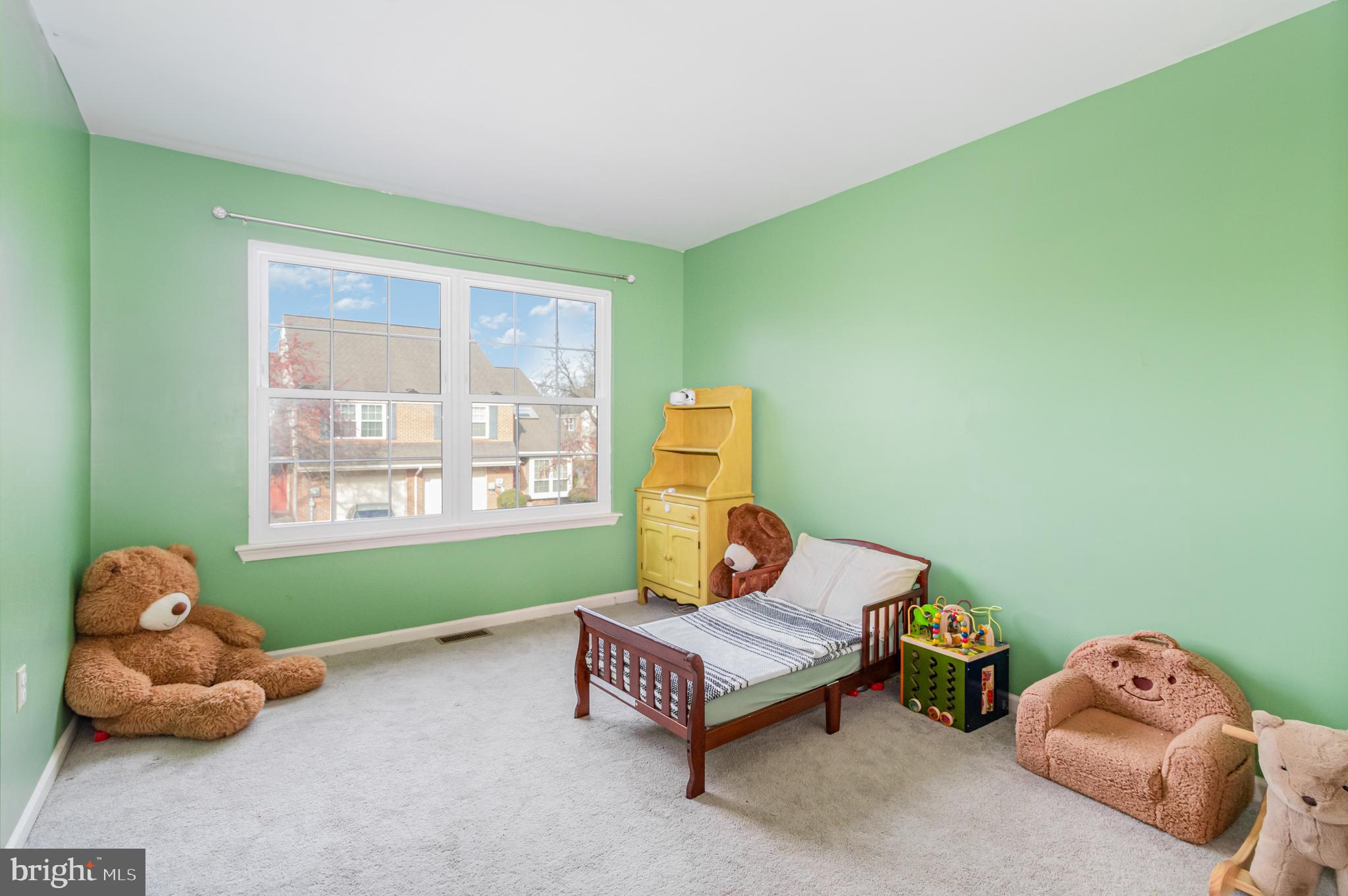 FOX KNOLL - Residential