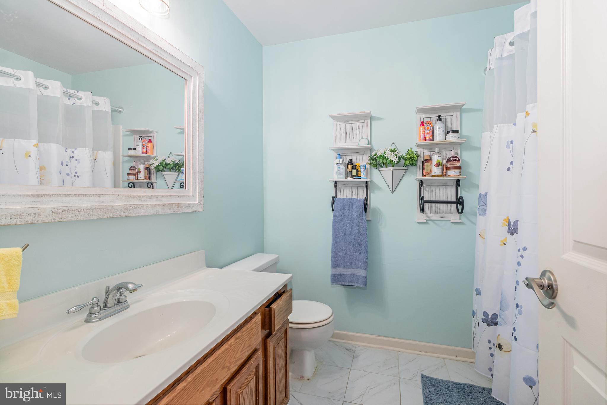 FOX KNOLL - Residential