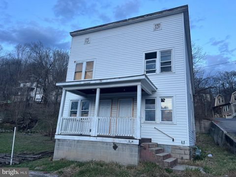 Multifamily For Sale - 530/532 Woodside Avenue<br/> CUMBERLAND, MD 21502