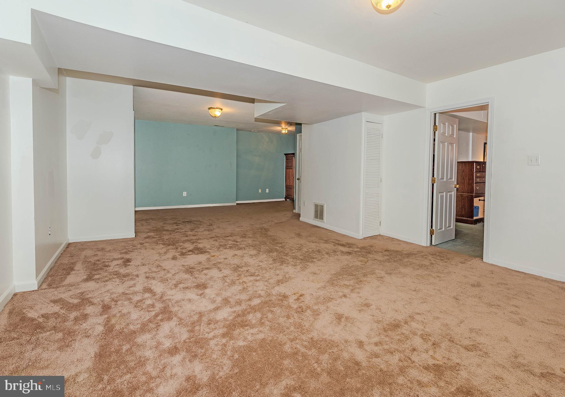 THE RIDGES - Residential