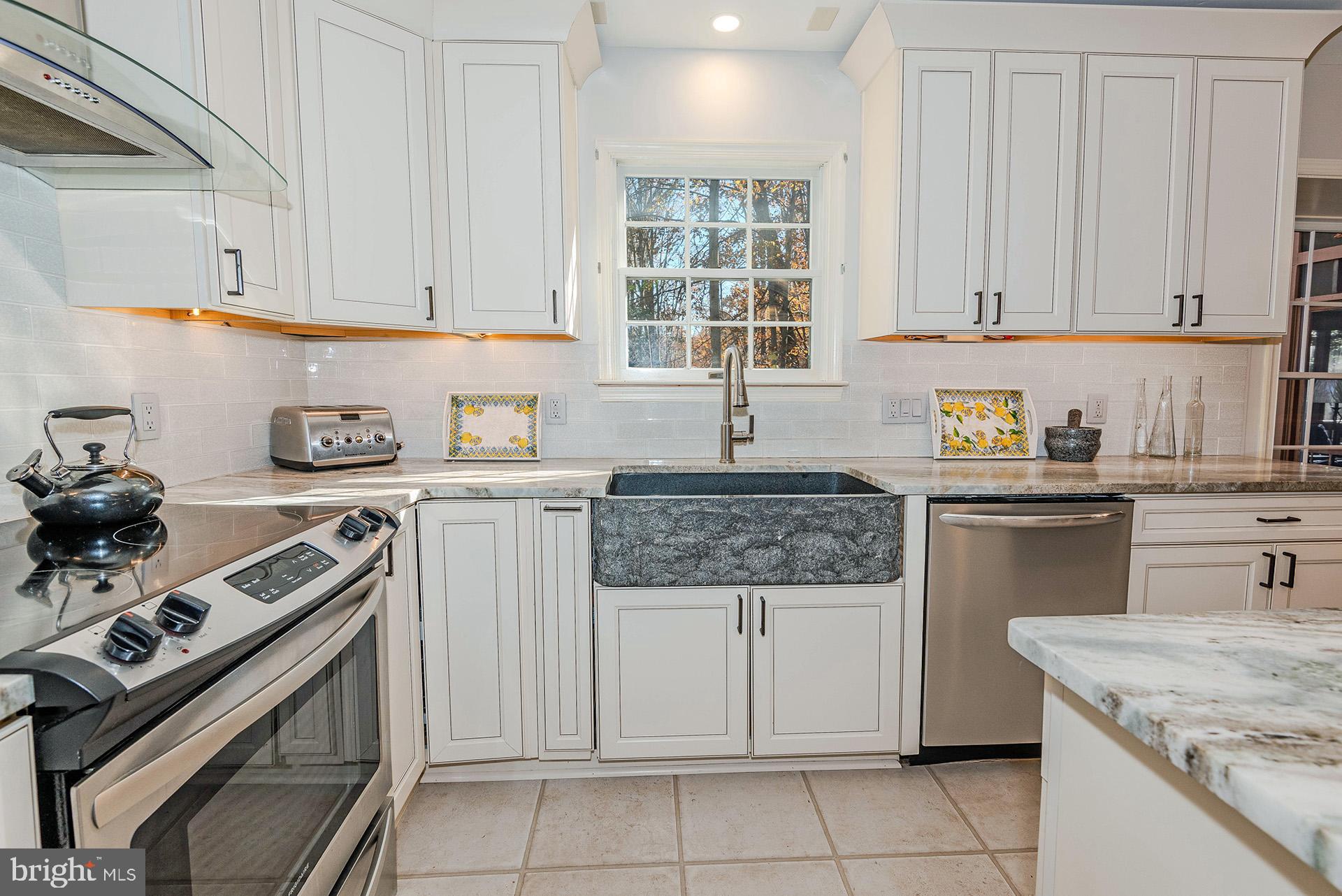 THE RIDGES - Residential