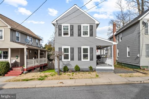 215 BOULEVARD AVENUE PITMAN NJ 08071