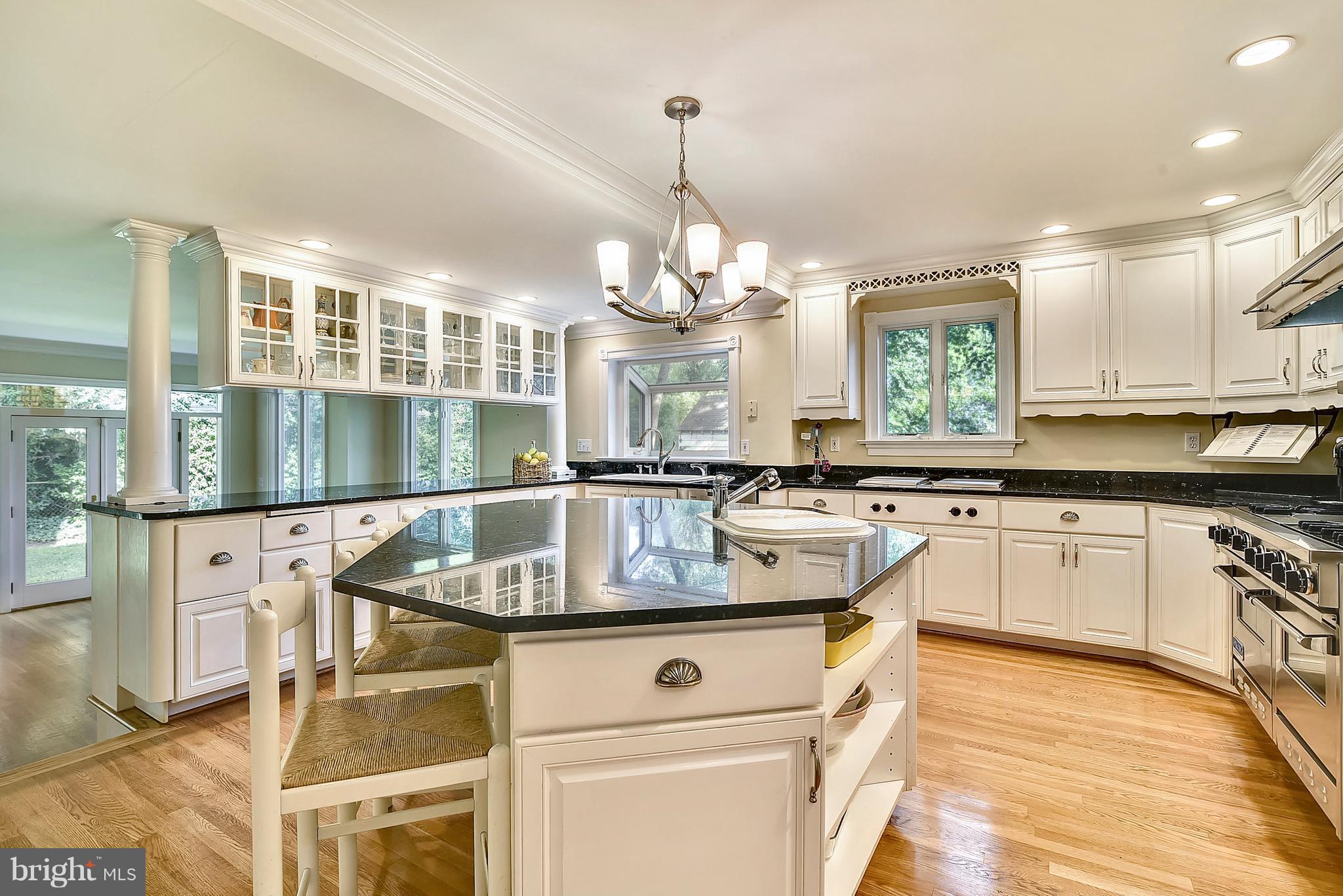 WELLINGTON ESTATES - Residential