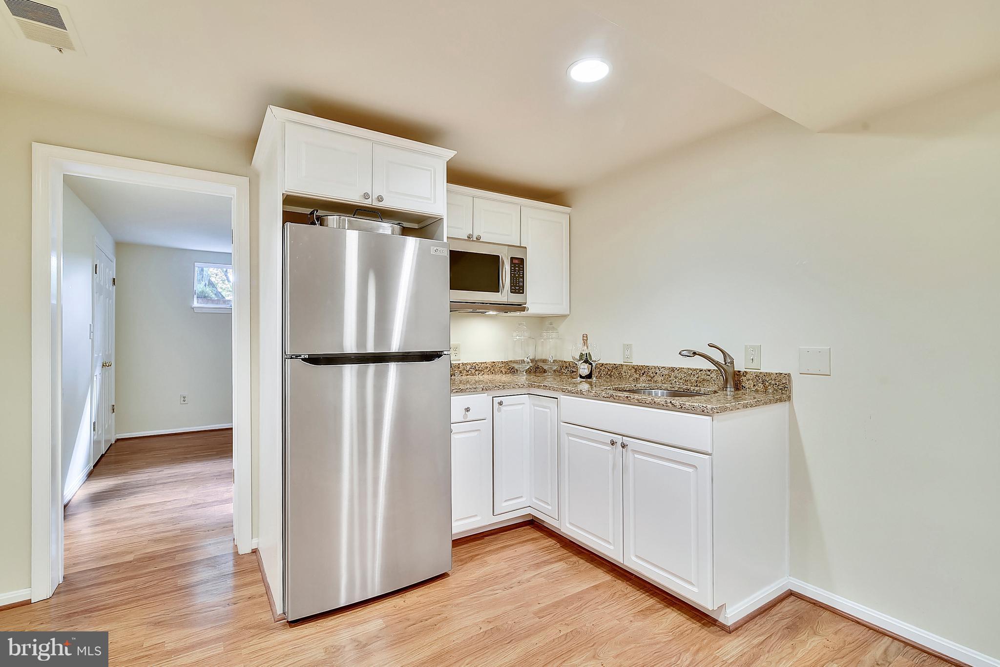 WELLINGTON ESTATES - Residential