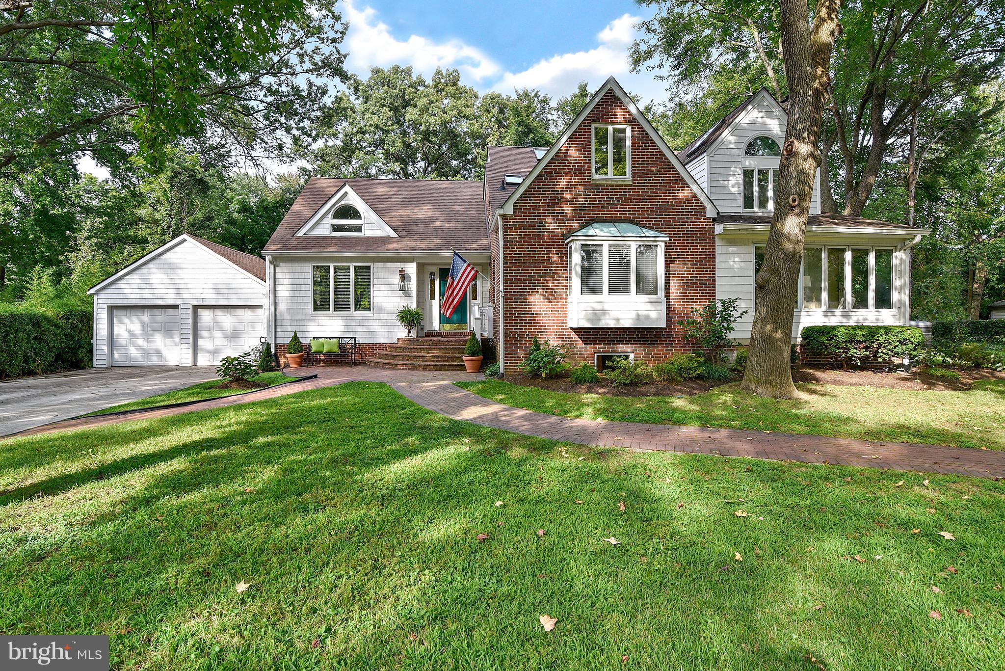 WELLINGTON ESTATES - Residential