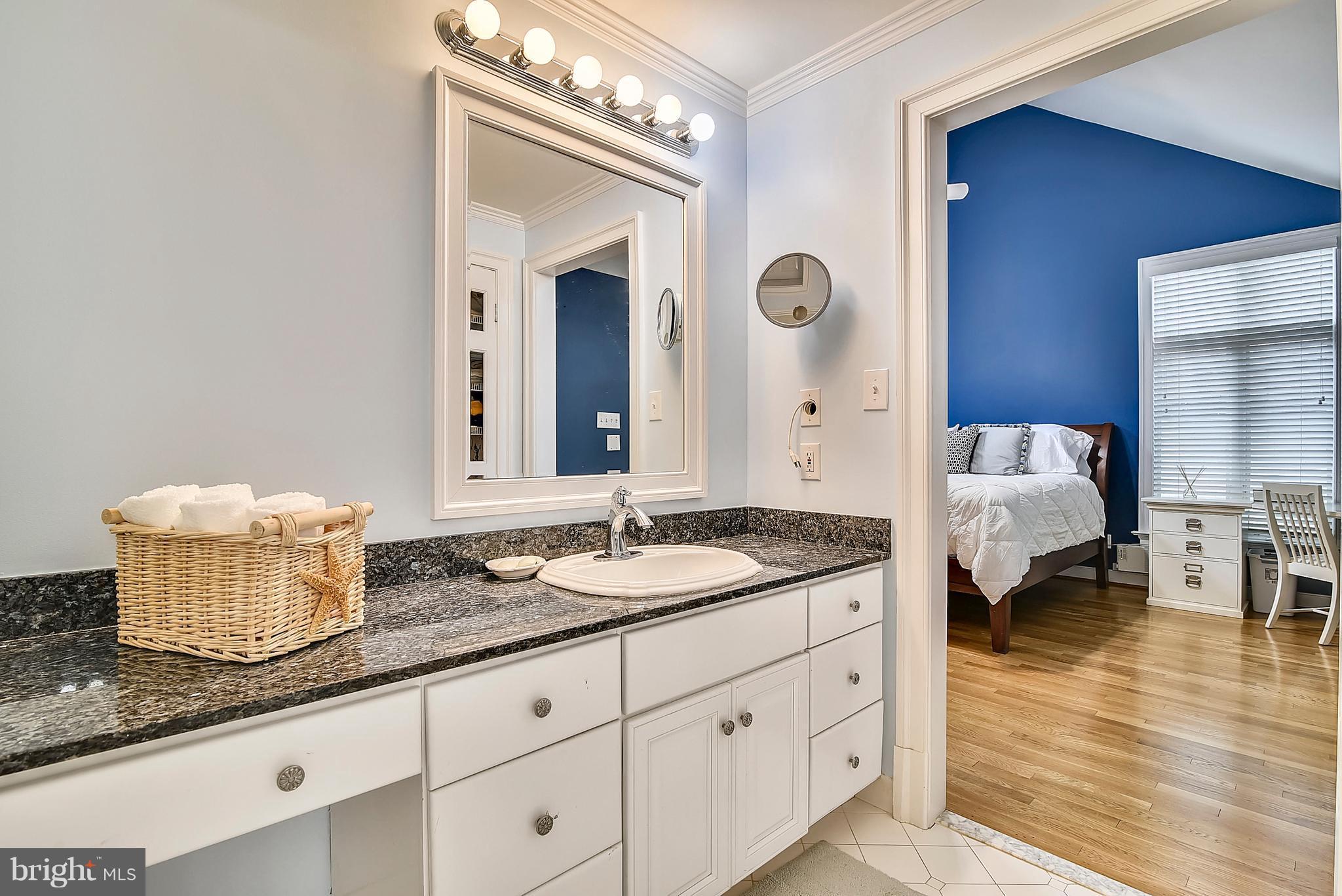 WELLINGTON ESTATES - Residential