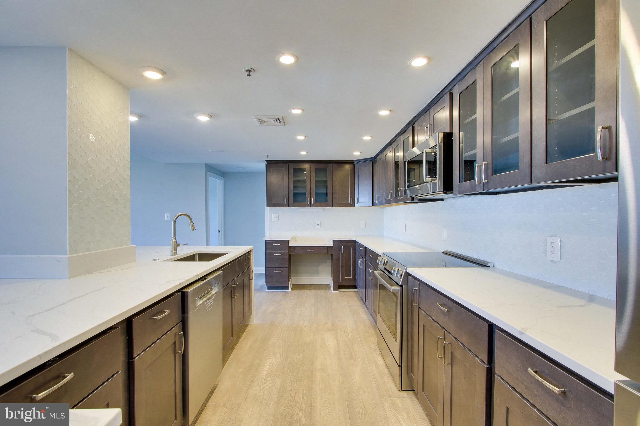 INNER HARBOR - Residential Lease