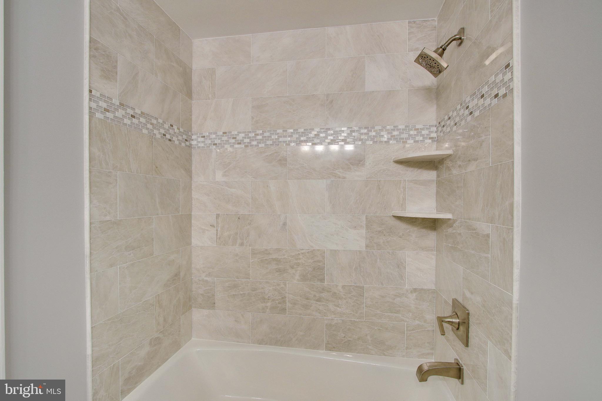 INNER HARBOR - Residential Lease