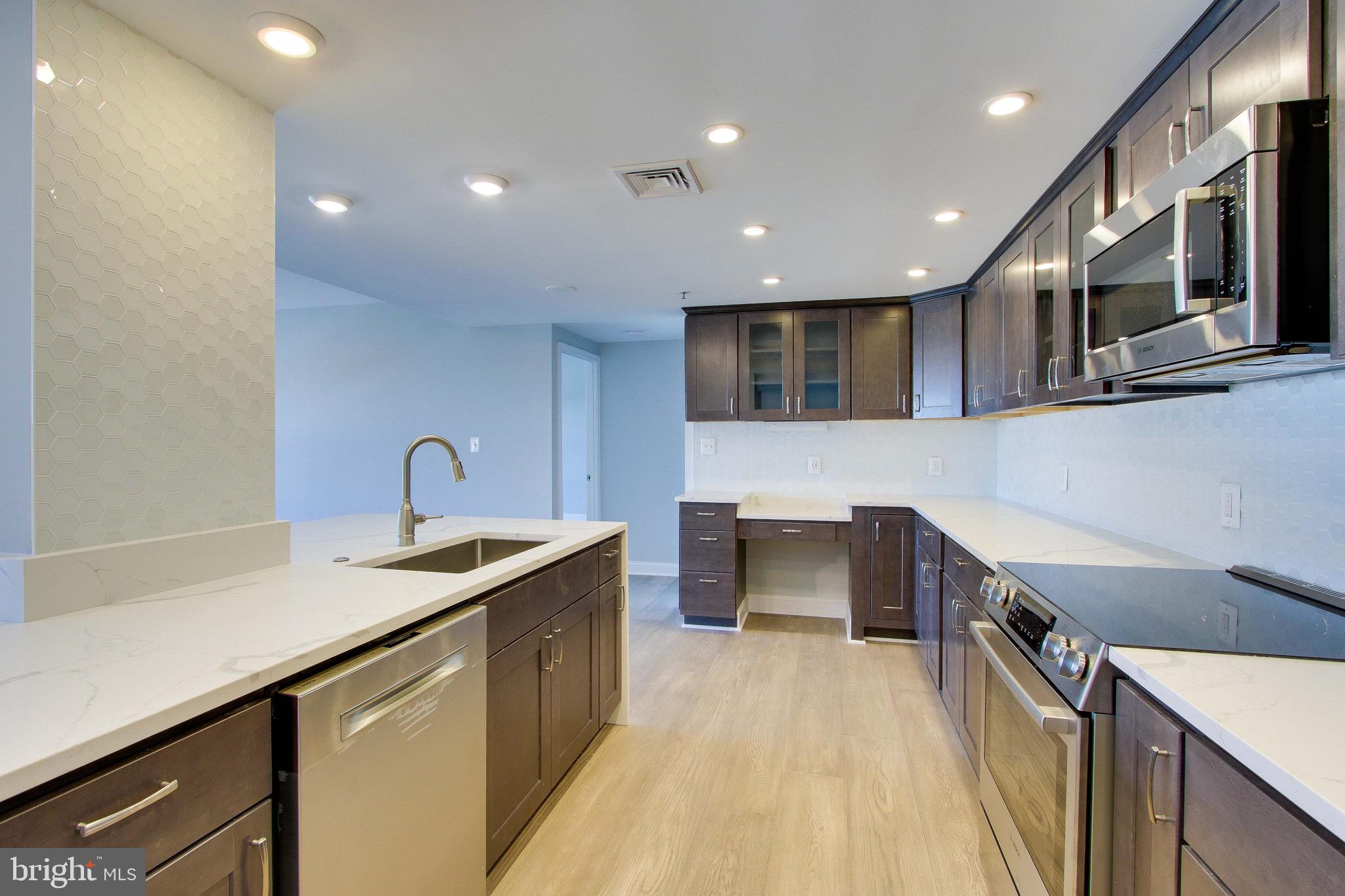 INNER HARBOR - Residential Lease