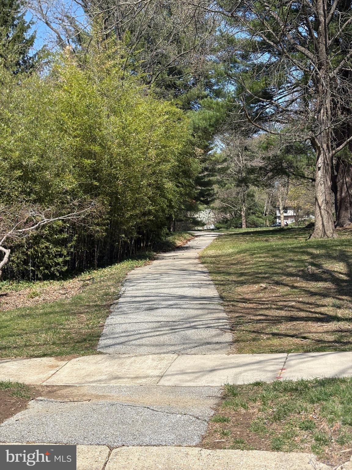 LONG REACH - Residential