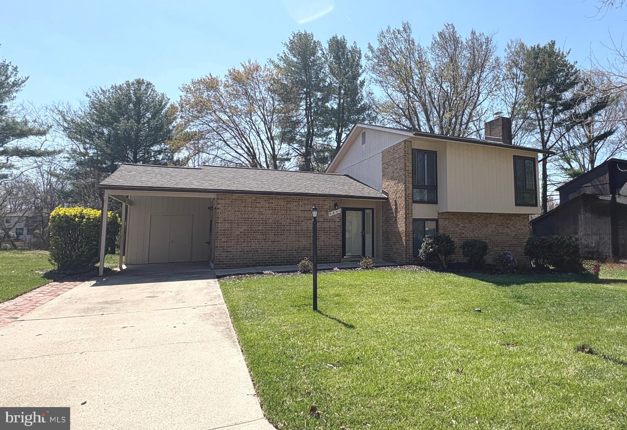 LONG REACH - Residential