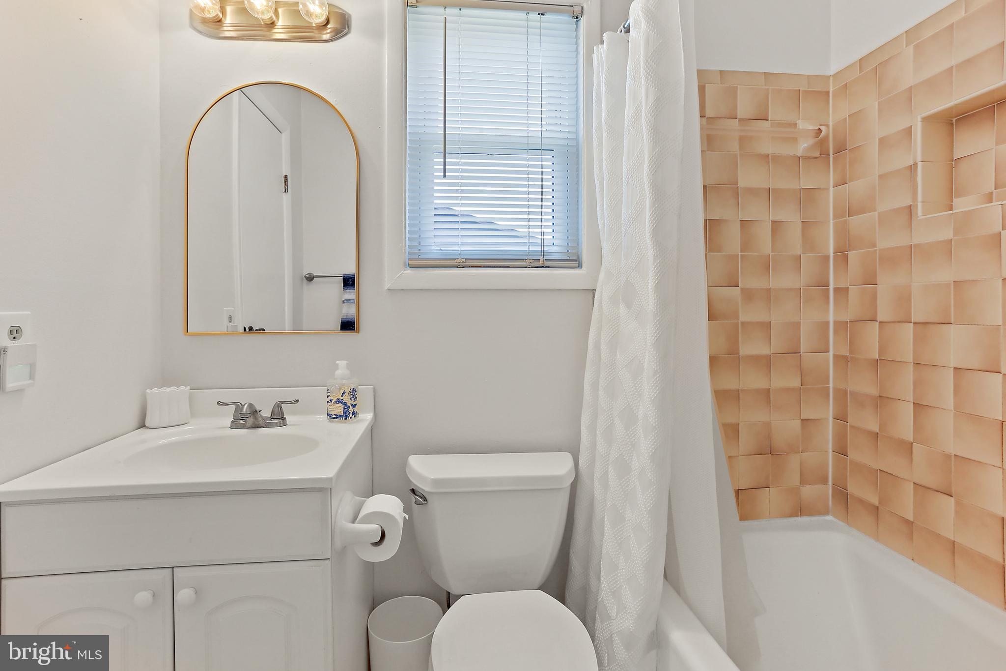 LONG REACH - Residential