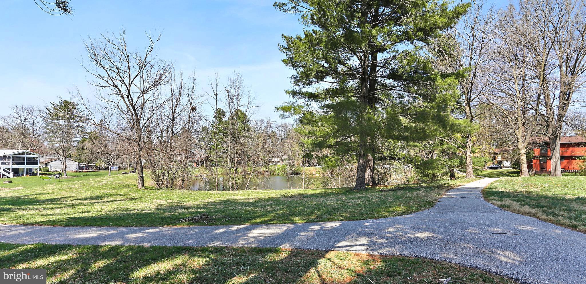 LONG REACH - Residential