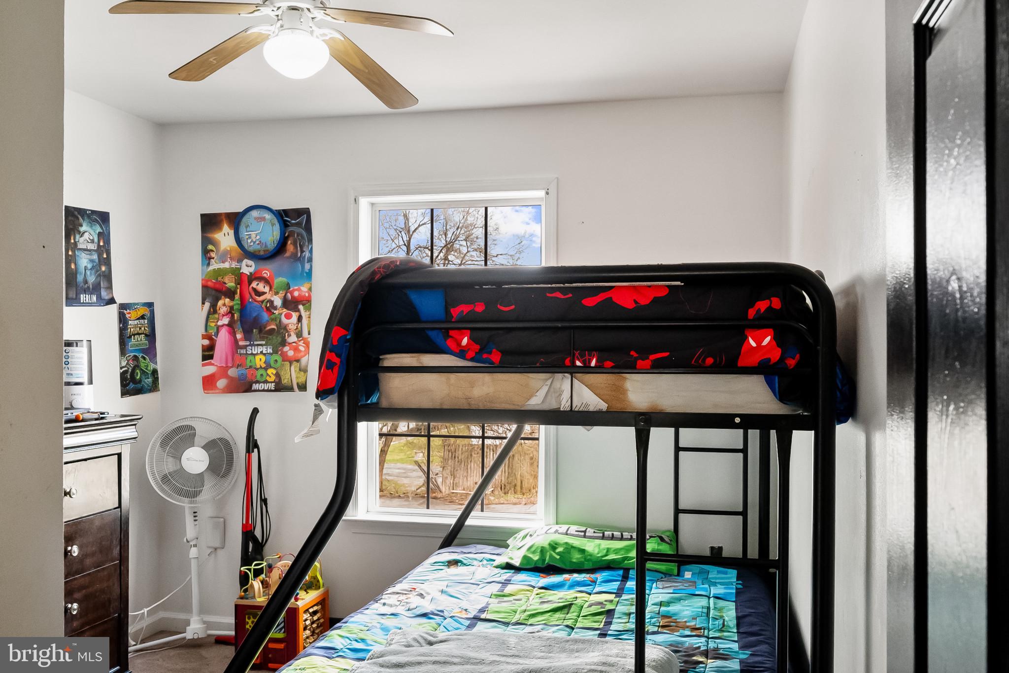 GEORGETOWN SQUARE - Residential